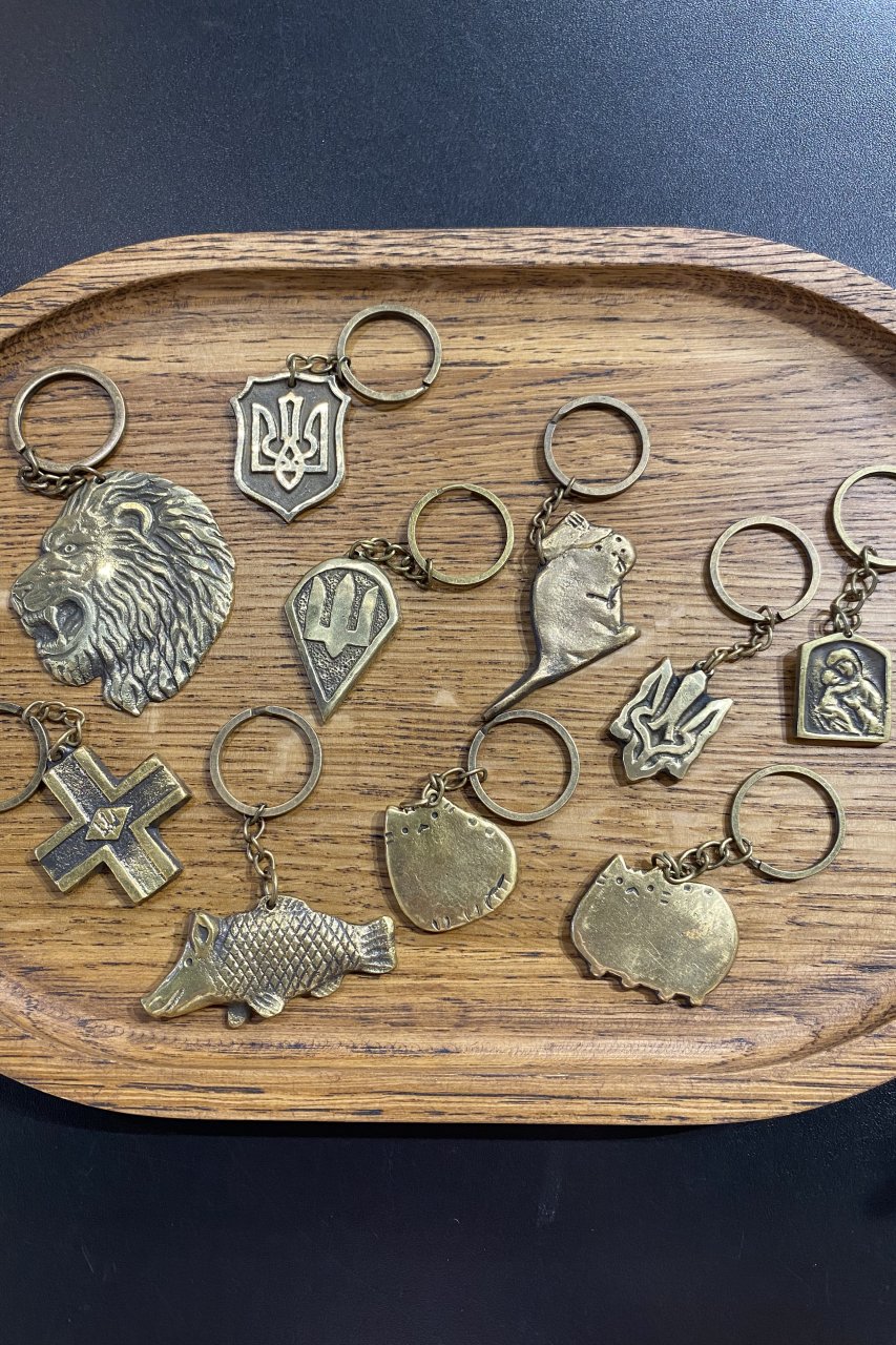 Бронза Брелок великий - бронза