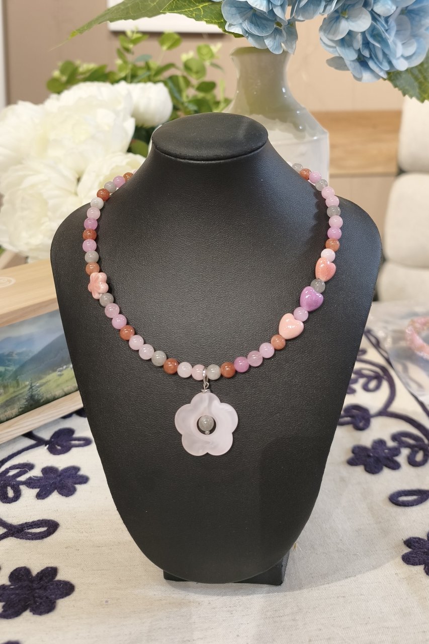 zaKOHANA_jewelry Чокер Мікс нефриту з квіткою